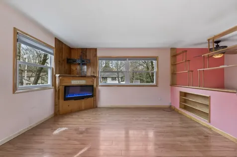 33 East Avenue Lisbon ME 04252