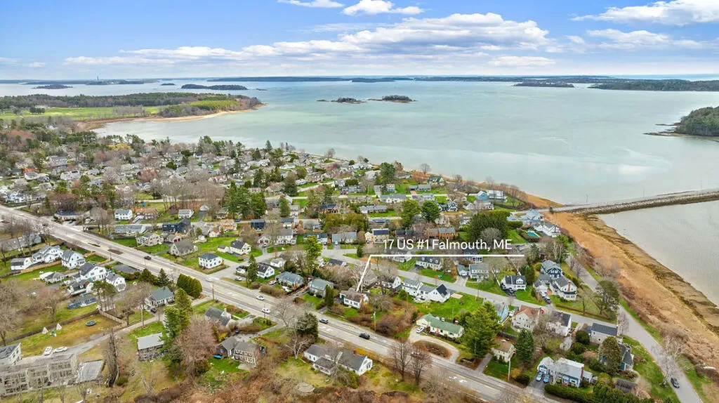 17 Us Route 1 Falmouth ME 04105