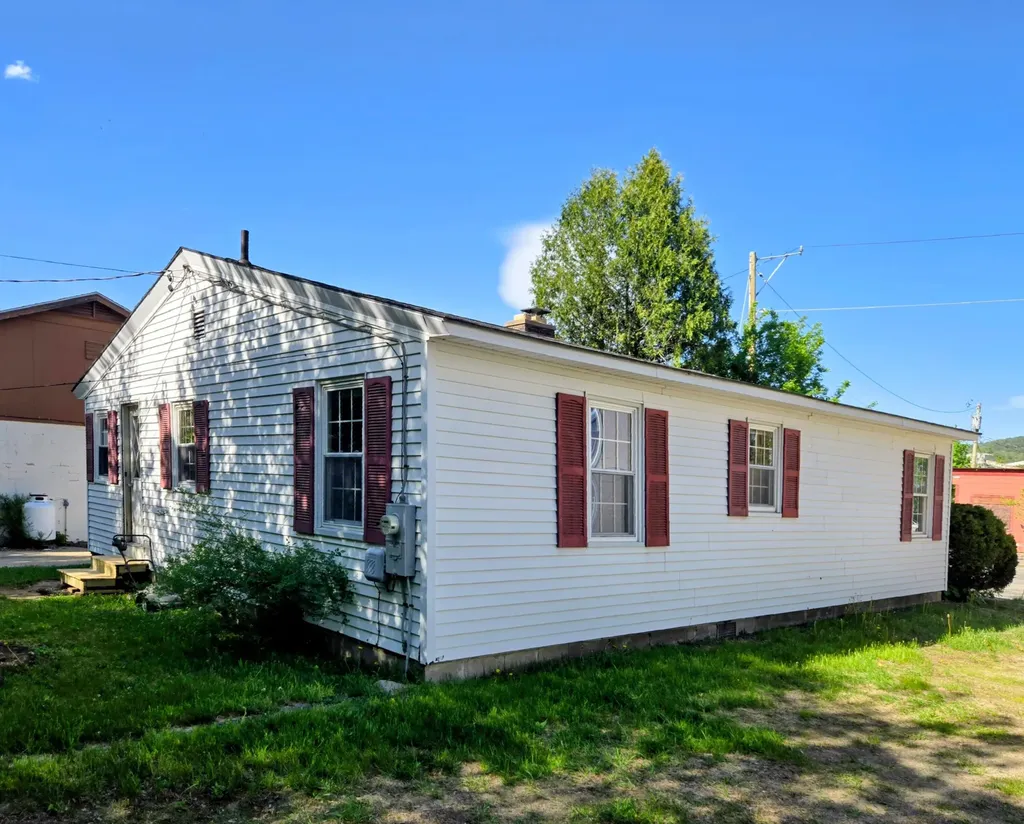 213 Waldo Street Rumford ME 04276
