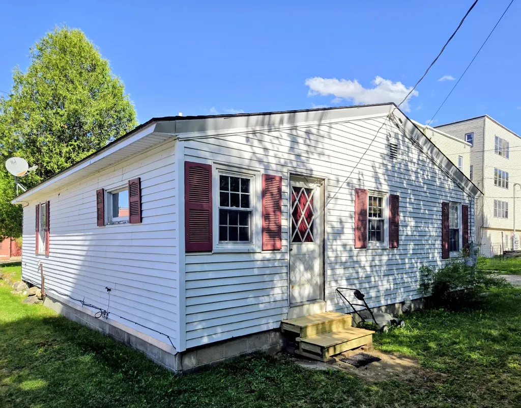 213 Waldo Street Rumford ME 04276