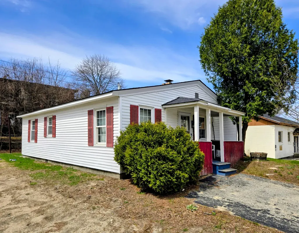 213 Waldo Street Rumford ME 04276
