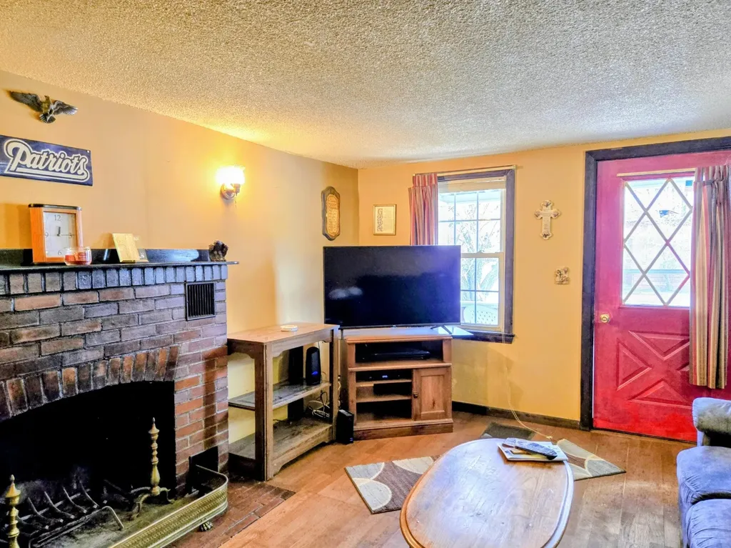 213 Waldo Street Rumford ME 04276