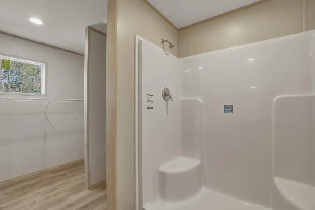 68 Marus Lane Somerville ME 04348