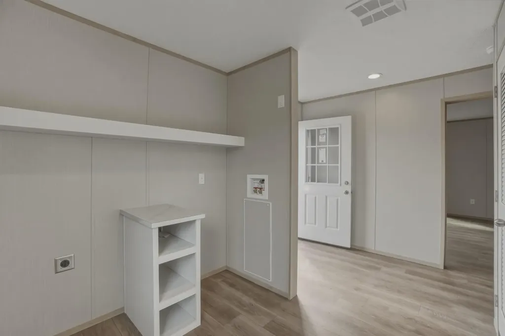 68 Marus Lane Somerville ME 04348