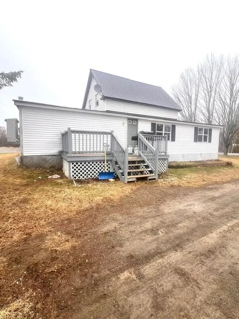 1815 Bangor Road Linneus ME 04730