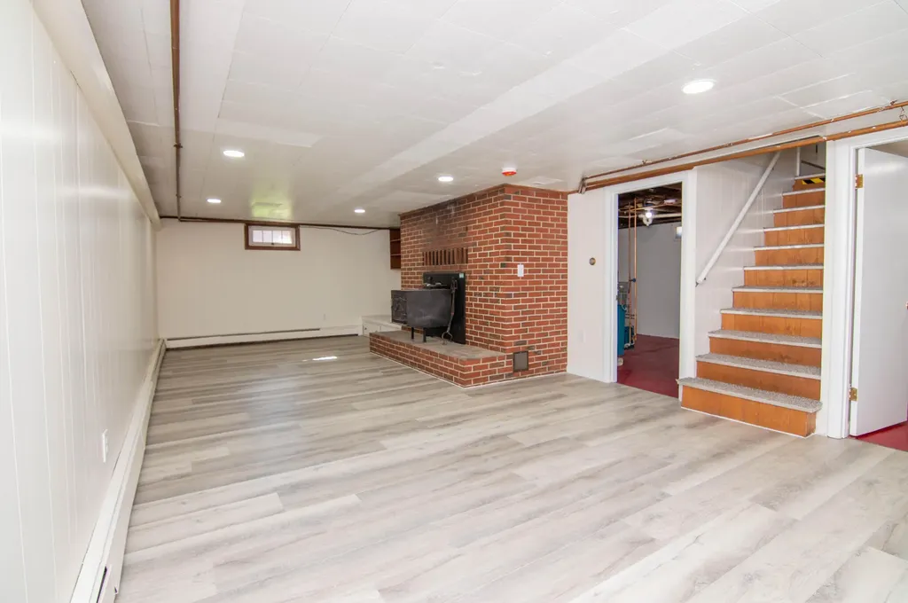 97 Stroudwater Street Westbrook ME 04092