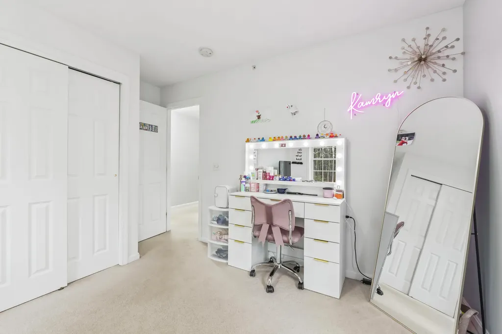 16 Hiltons Lane Wells ME 04090