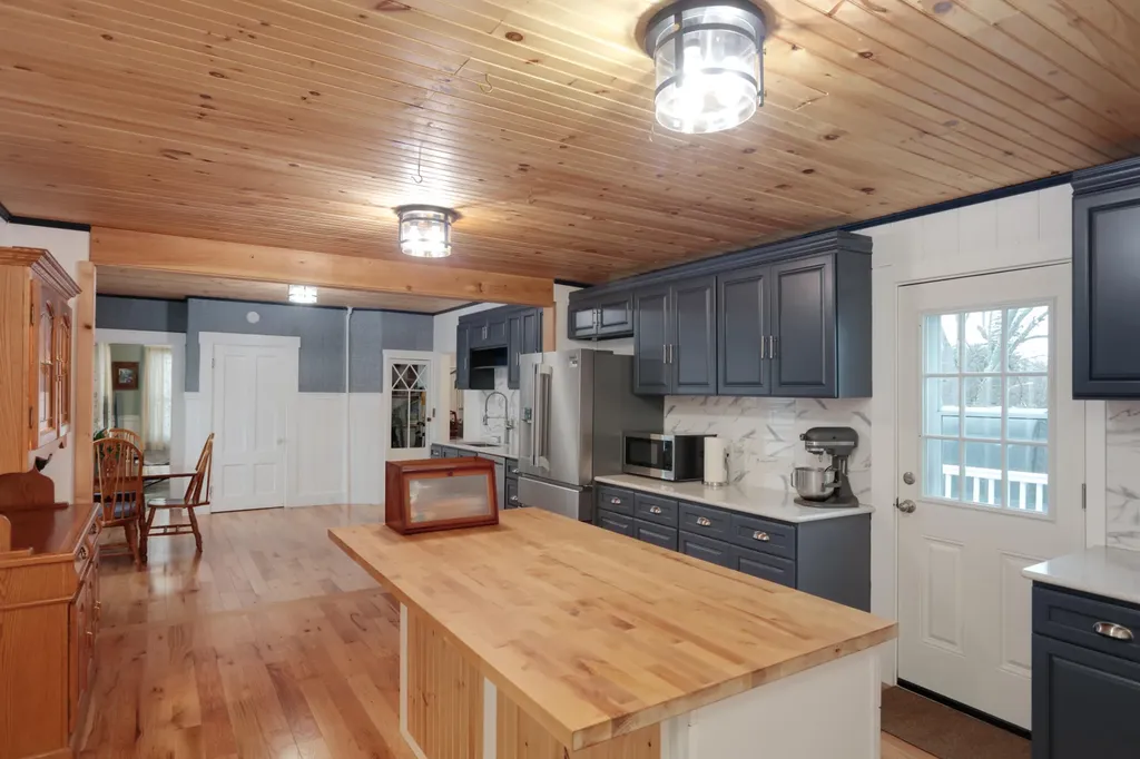 94 Rochester Street Berwick ME 03901