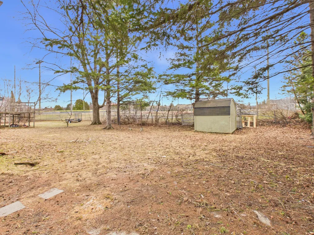 15 Glendale Road Caribou ME 04736