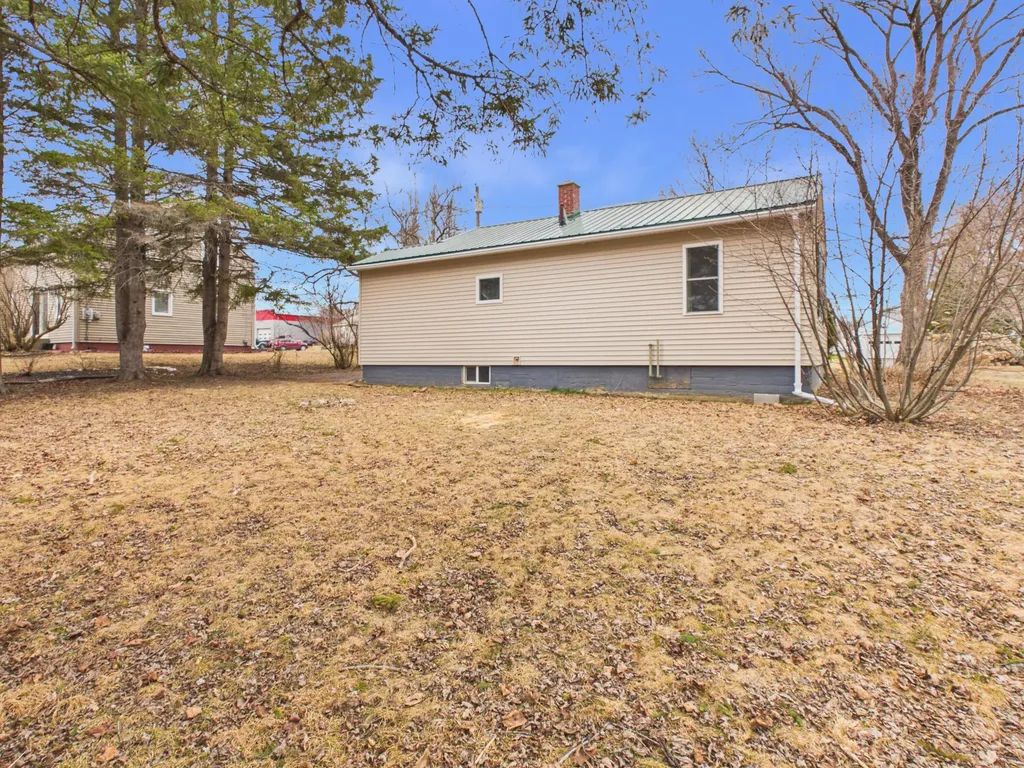 15 Glendale Road Caribou ME 04736