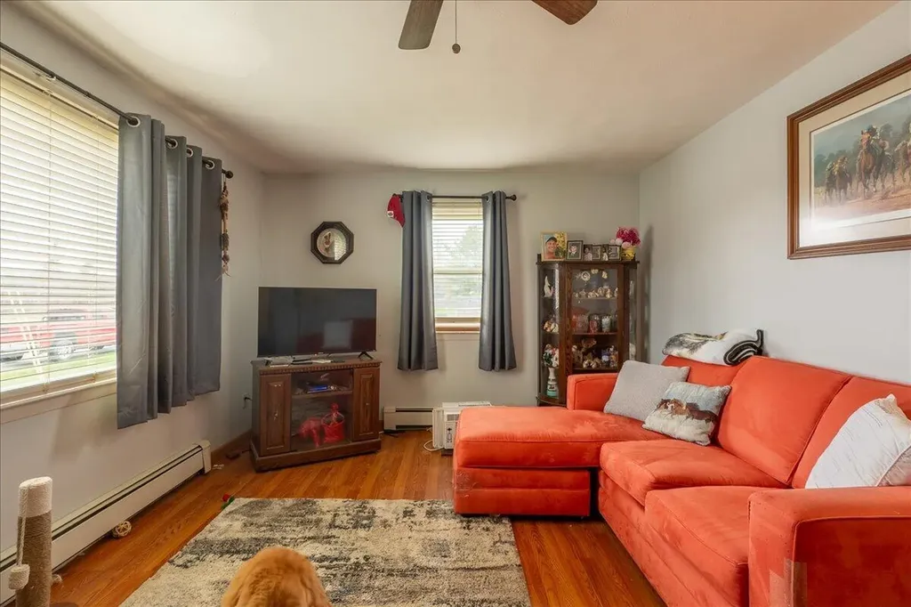 7 Watts Lane Thomaston ME 04861