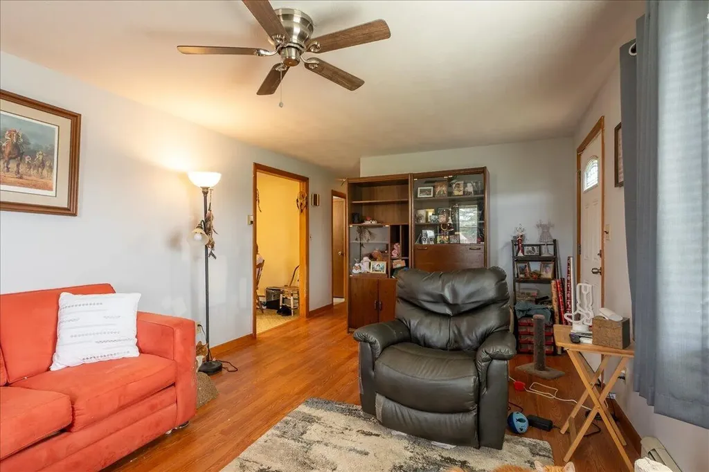 7 Watts Lane Thomaston ME 04861