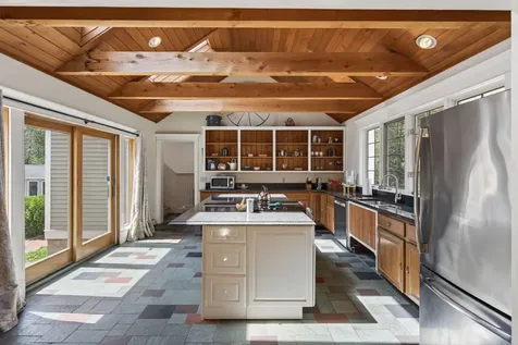 17 Richard Road Gorham ME 04038