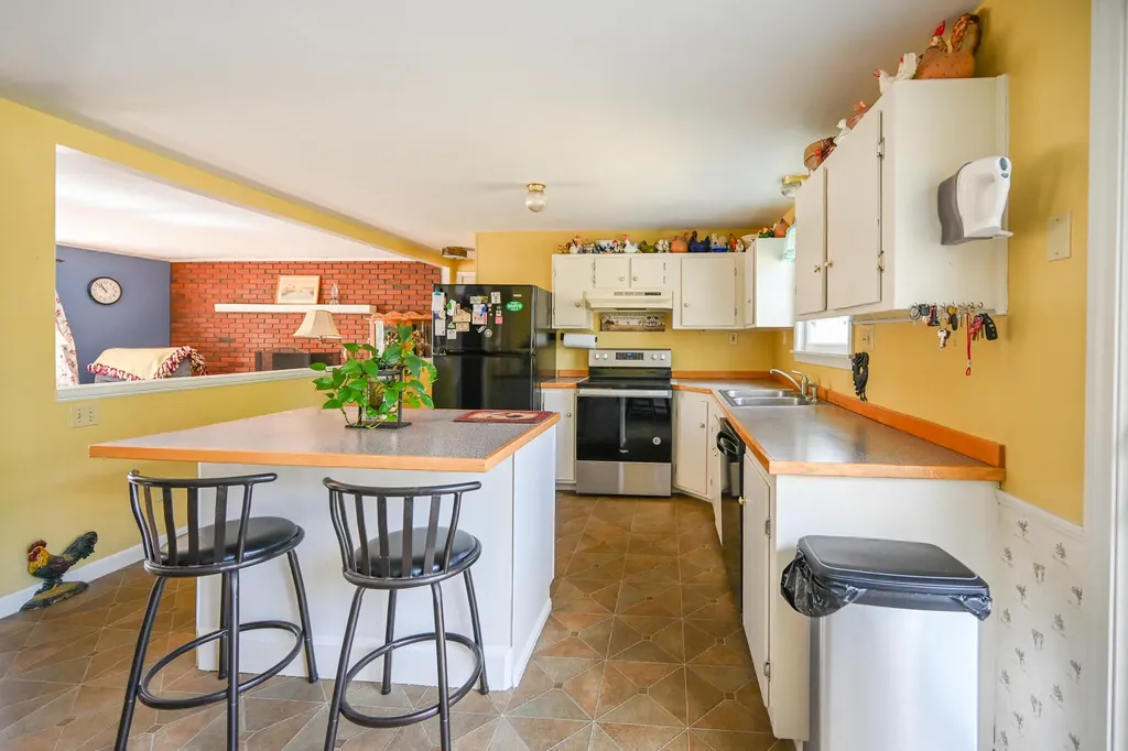 432 Sokokis Avenue Limington ME 04049