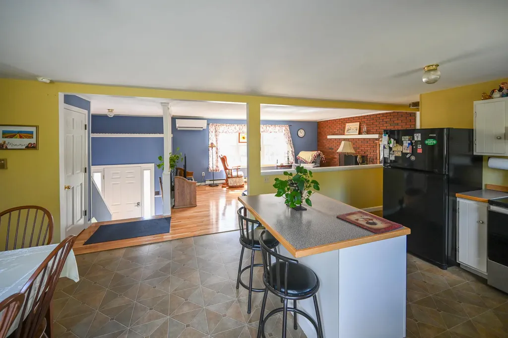 432 Sokokis Avenue Limington ME 04049