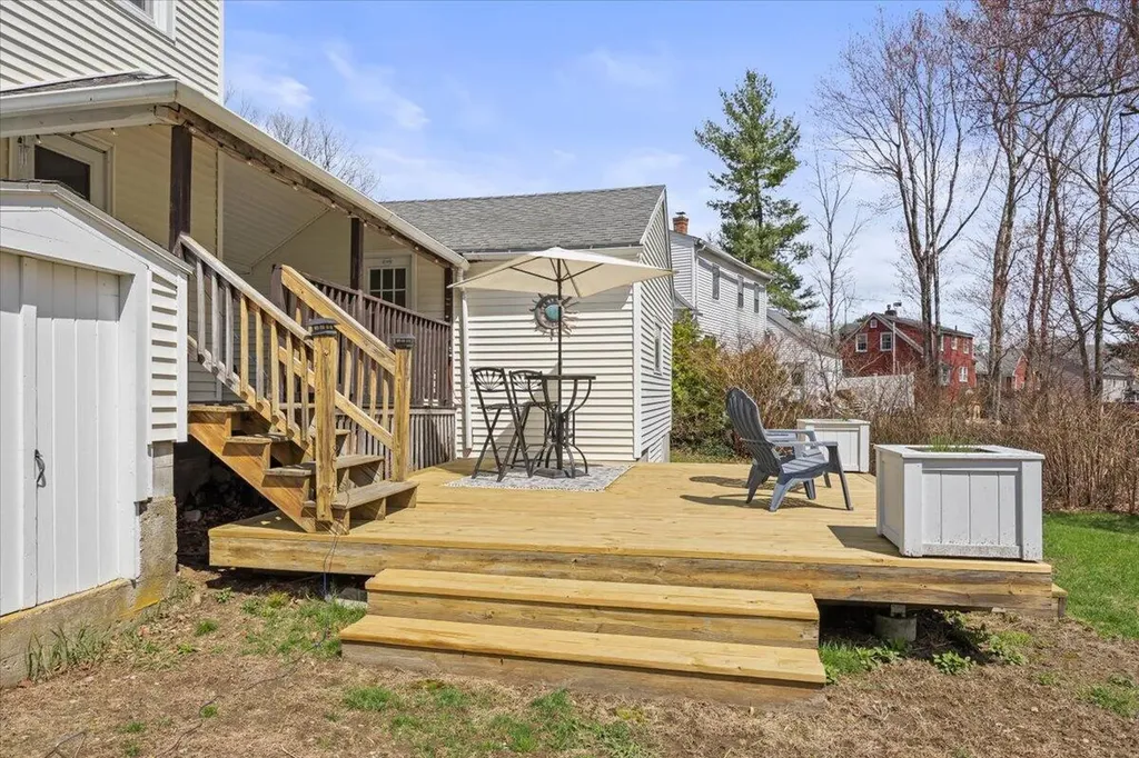 42 Narragansett Street Gorham ME 04038