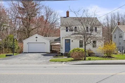 42 Narragansett Street Gorham ME 04038
