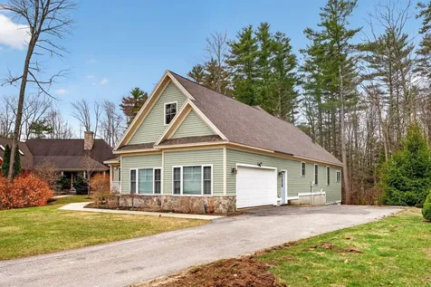 27 Town Common Gorham ME 04038