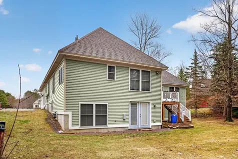 27 Town Common Gorham ME 04038