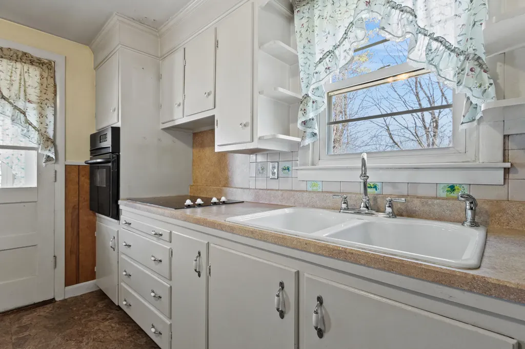 30 Kaler Road South Portland ME 04106