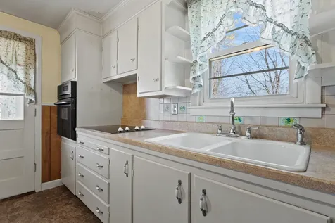 30 Kaler Road South Portland ME 04106