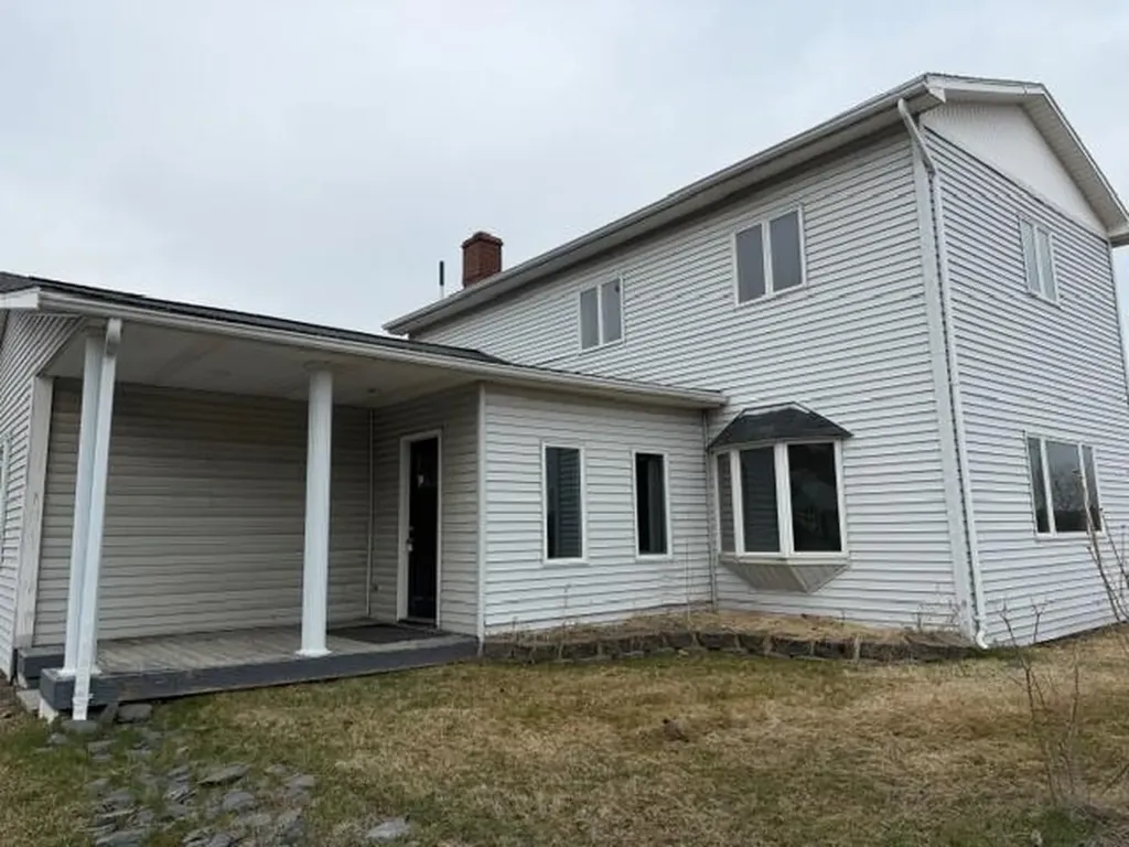 586 Main Street Madawaska ME 04756