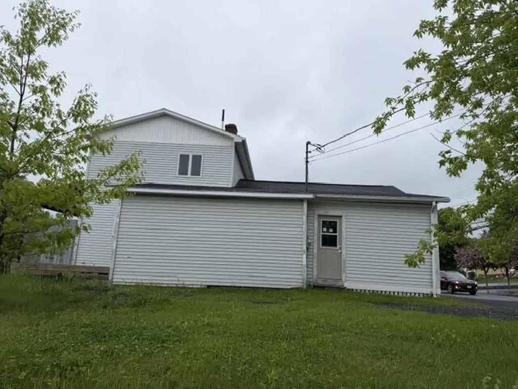 586 Main Street Madawaska ME 04756