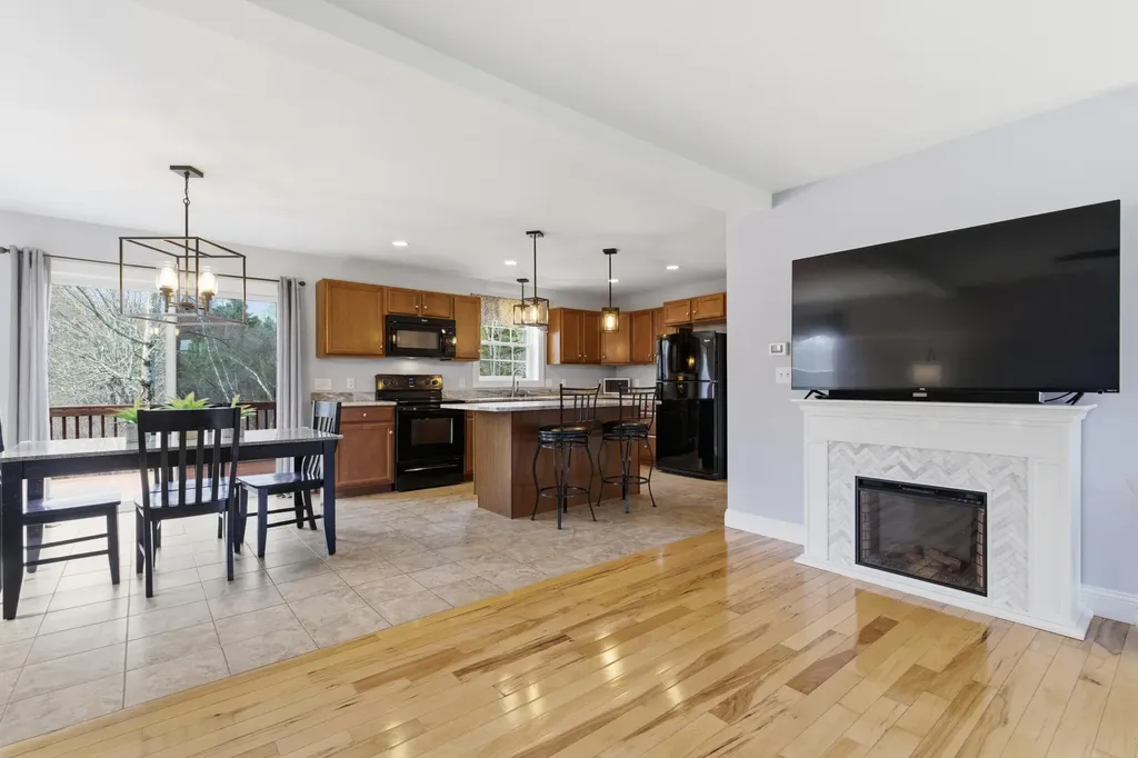 708 Fort Hill Road Gorham ME 04038