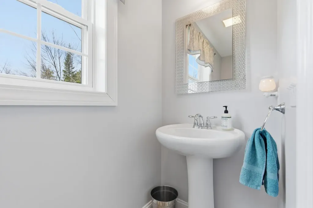 708 Fort Hill Road Gorham ME 04038
