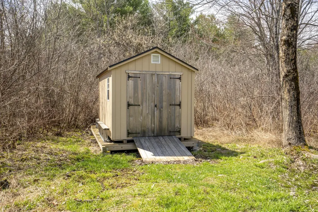 708 Fort Hill Road Gorham ME 04038