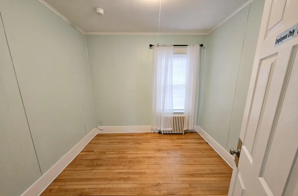 86 Fourth Street Auburn ME 04210