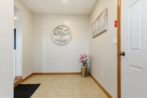 246 Carrs Corner Road Palermo ME 04354