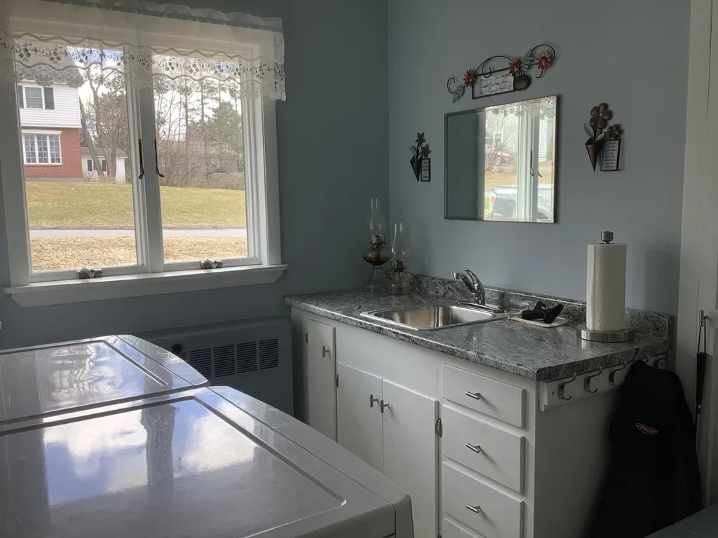 66 Hillside Street Presque Isle ME 04769
