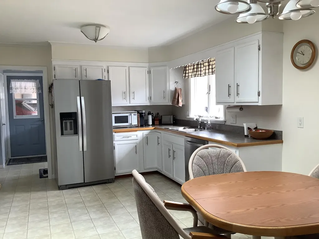 66 Hillside Street Presque Isle ME 04769
