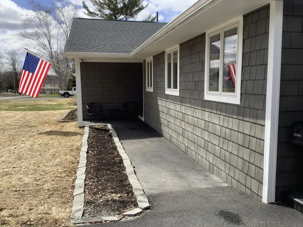 66 Hillside Street Presque Isle ME 04769