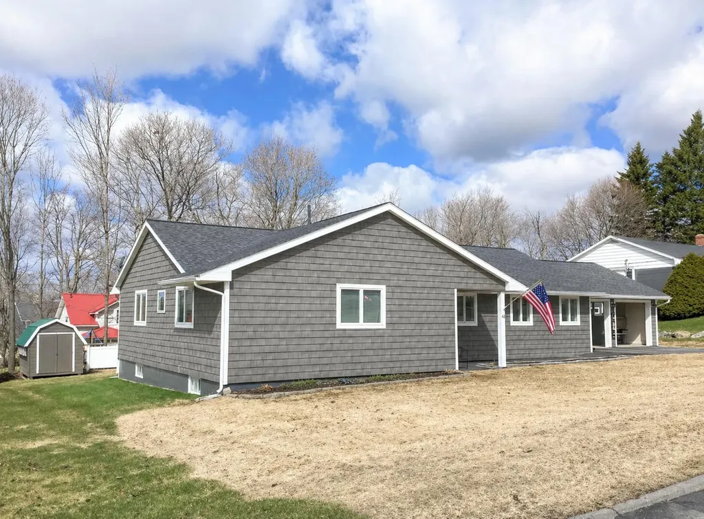 66 Hillside Street Presque Isle ME 04769