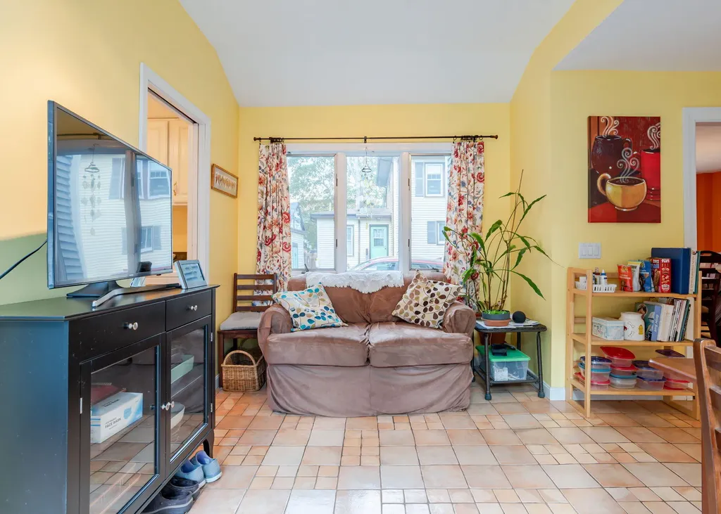17 Belfort Street Portland ME 04103