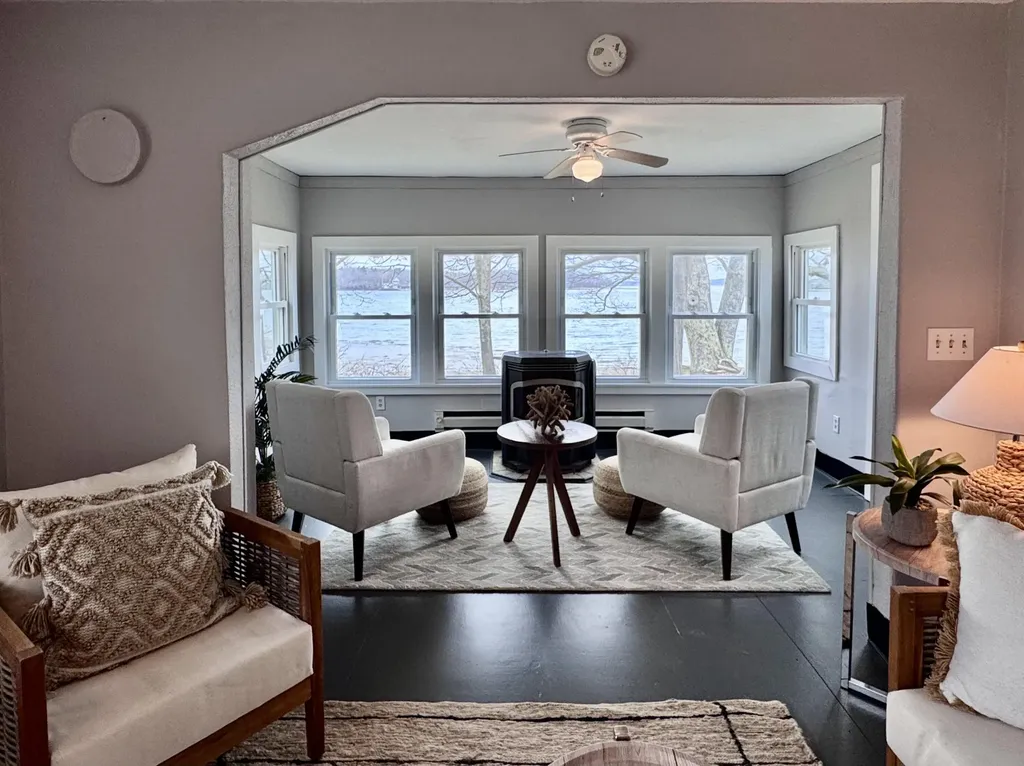 494 Island Avenue Portland ME 04108