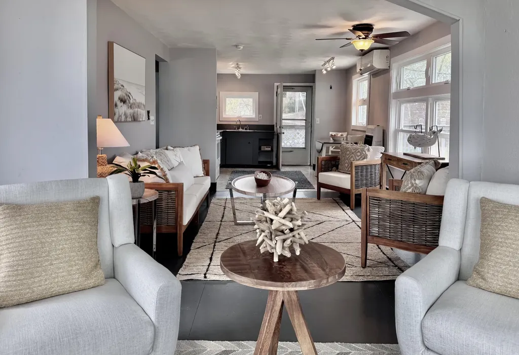 494 Island Avenue Portland ME 04108