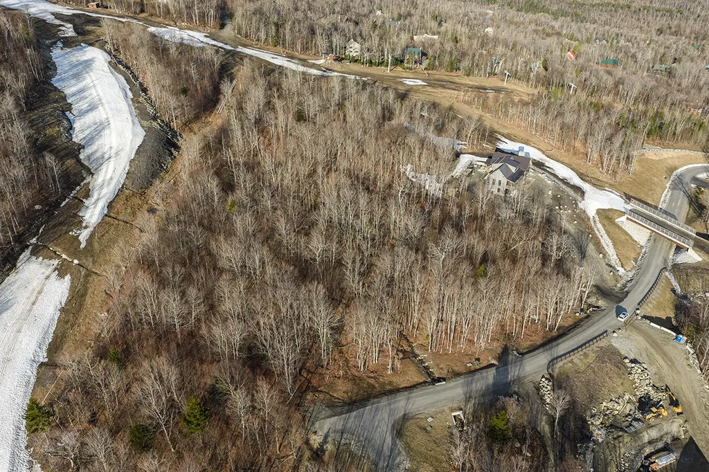 8122 Sawtooth Road Carrabassett Valley ME 04947
