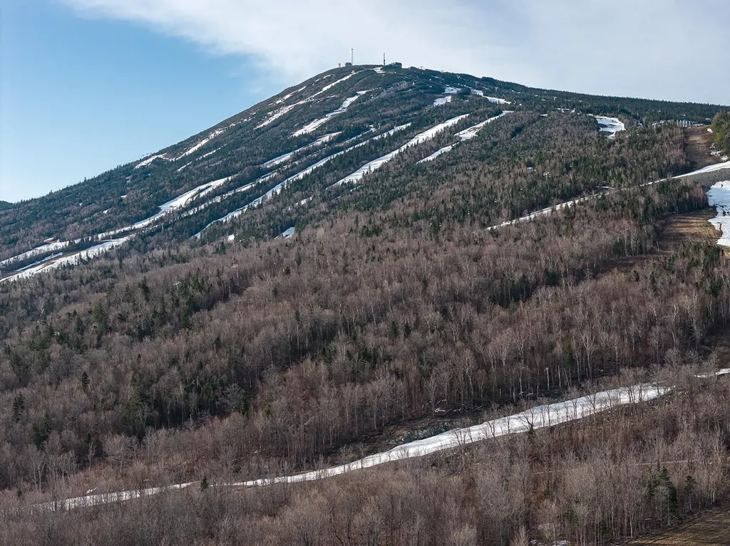 8122 Sawtooth Road Carrabassett Valley ME 04947