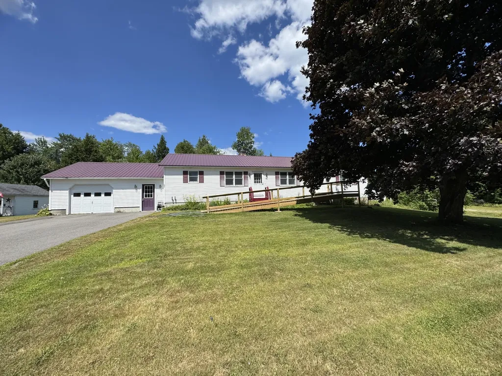 92 Athens Road Harmony ME 04942