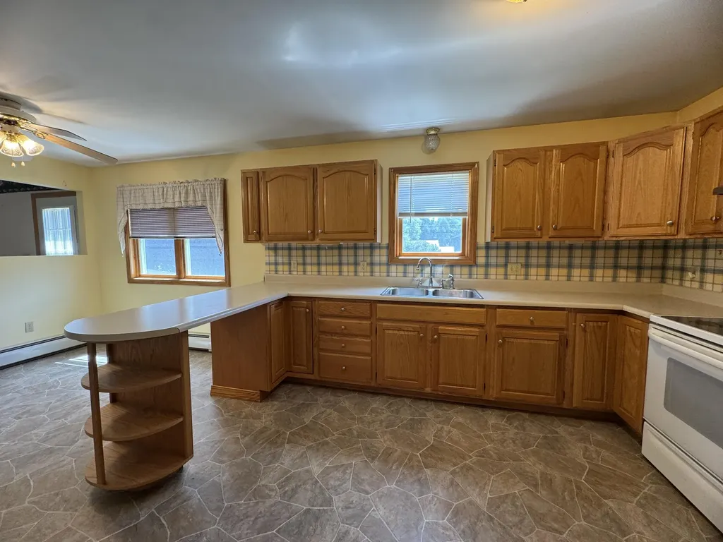 92 Athens Road Harmony ME 04942