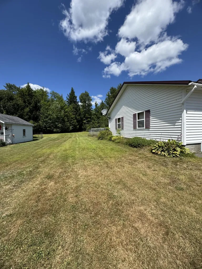92 Athens Road Harmony ME 04942