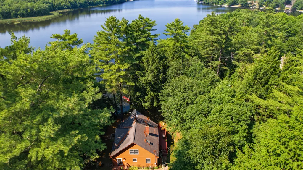 19 Rocky Point Road Monmouth ME 04259