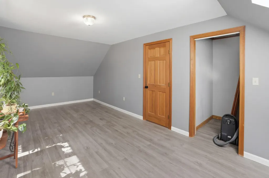 19 Rocky Point Road Monmouth ME 04259