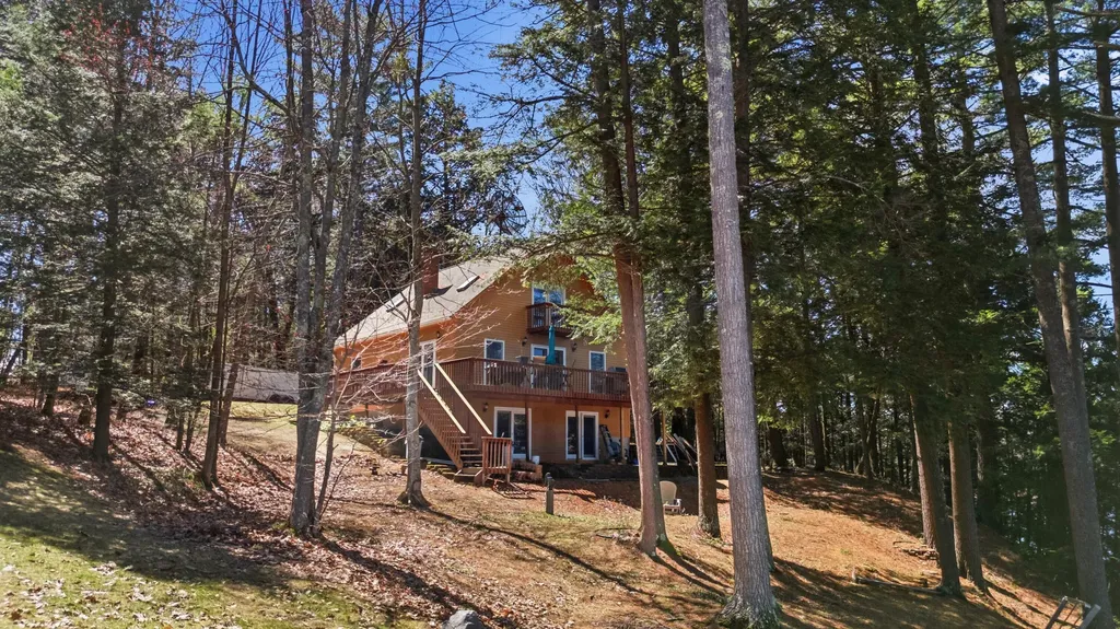 19 Rocky Point Road Monmouth ME 04259