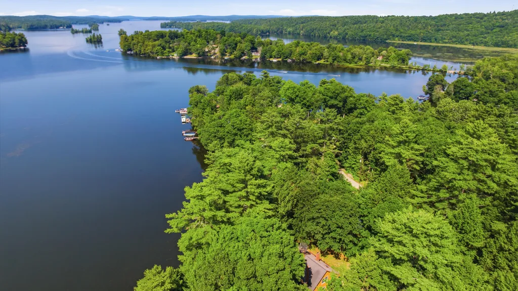 19 Rocky Point Road Monmouth ME 04259
