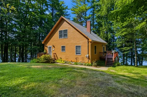 19 Rocky Point Road Monmouth ME 04259