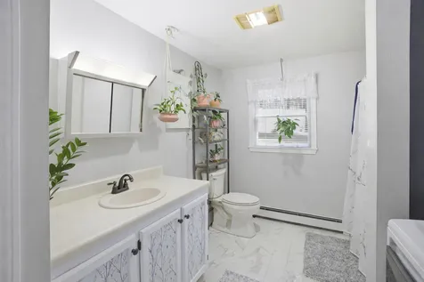 19 Rocky Point Road Monmouth ME 04259